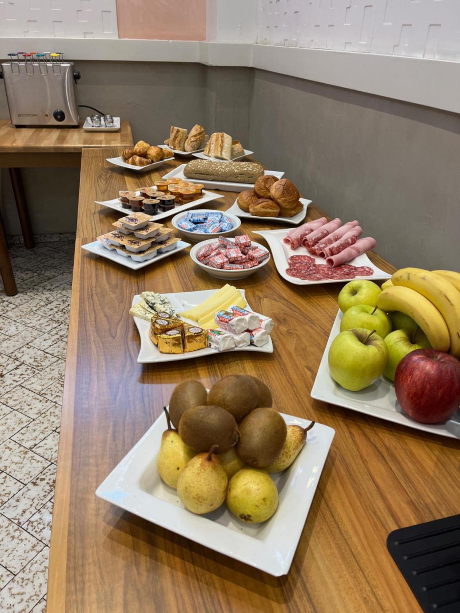 Hotel Elaia Корп Экстерьер фото