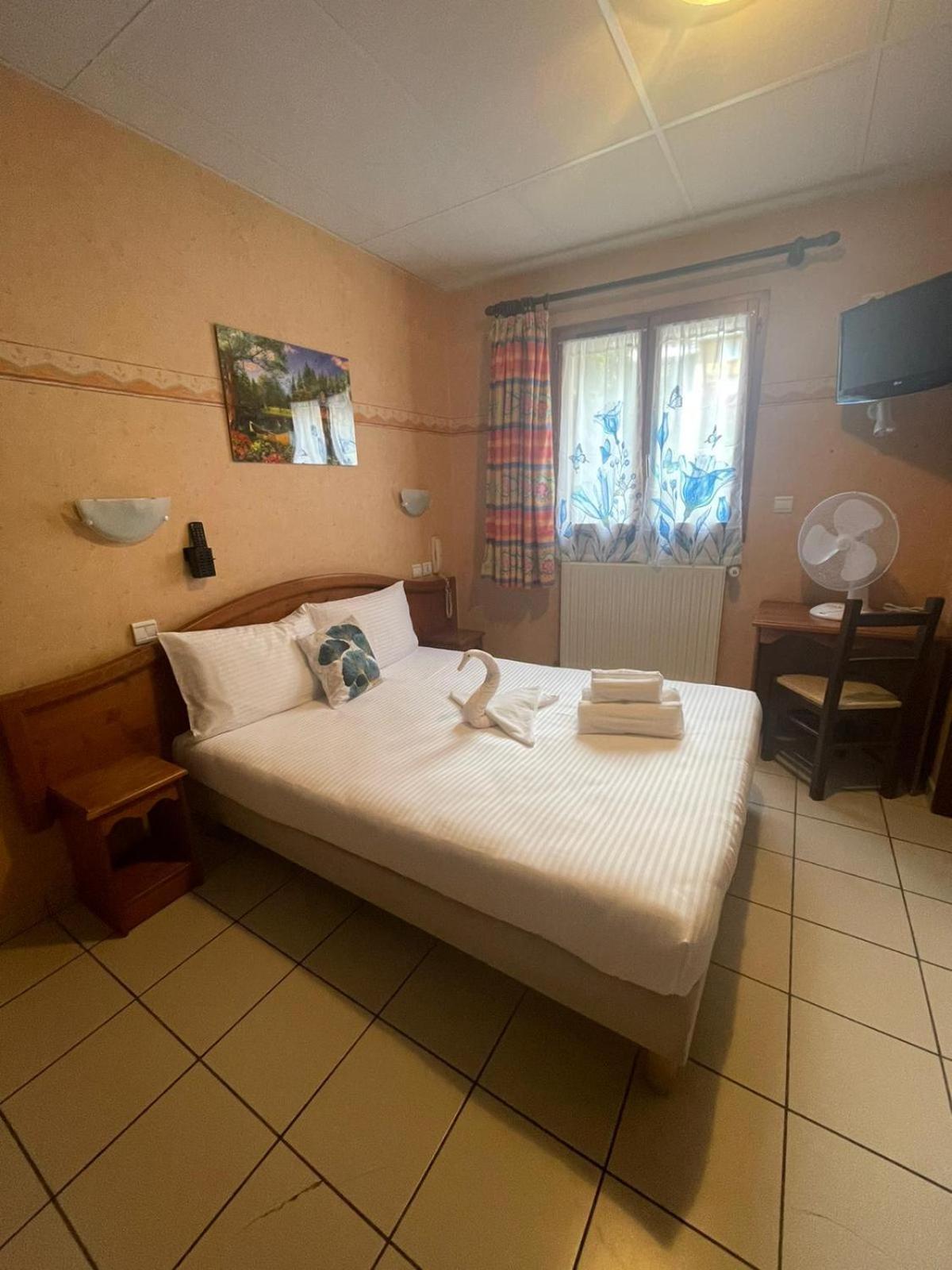 Hotel Elaia Корп Экстерьер фото