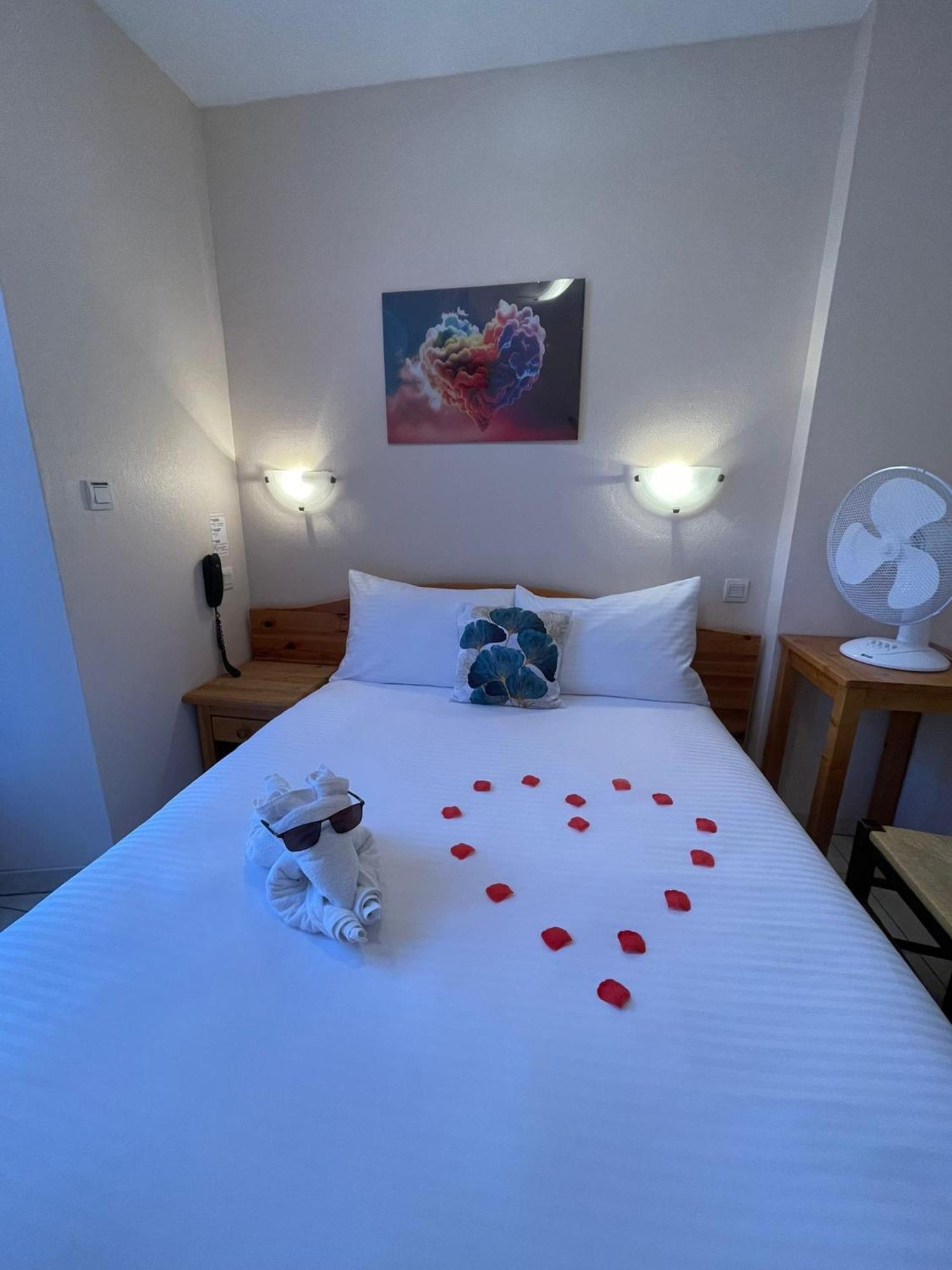 Hotel Elaia Корп Экстерьер фото