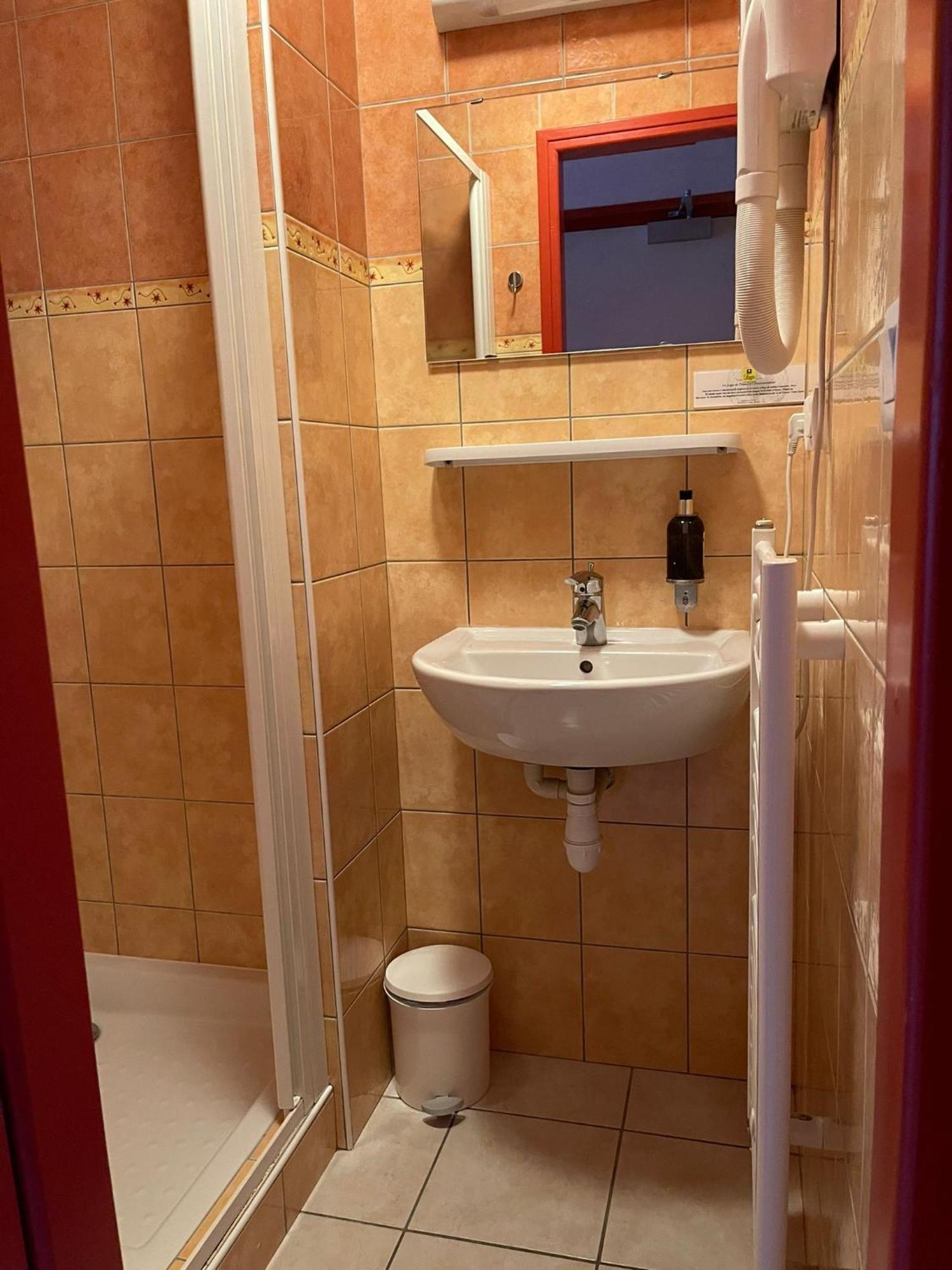 Hotel Elaia Корп Экстерьер фото